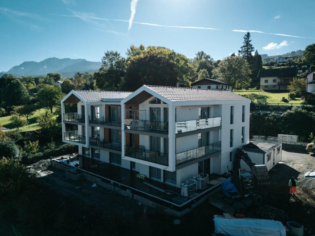 Construction de bâtiment résidentiel en cours Evian-les-Bains